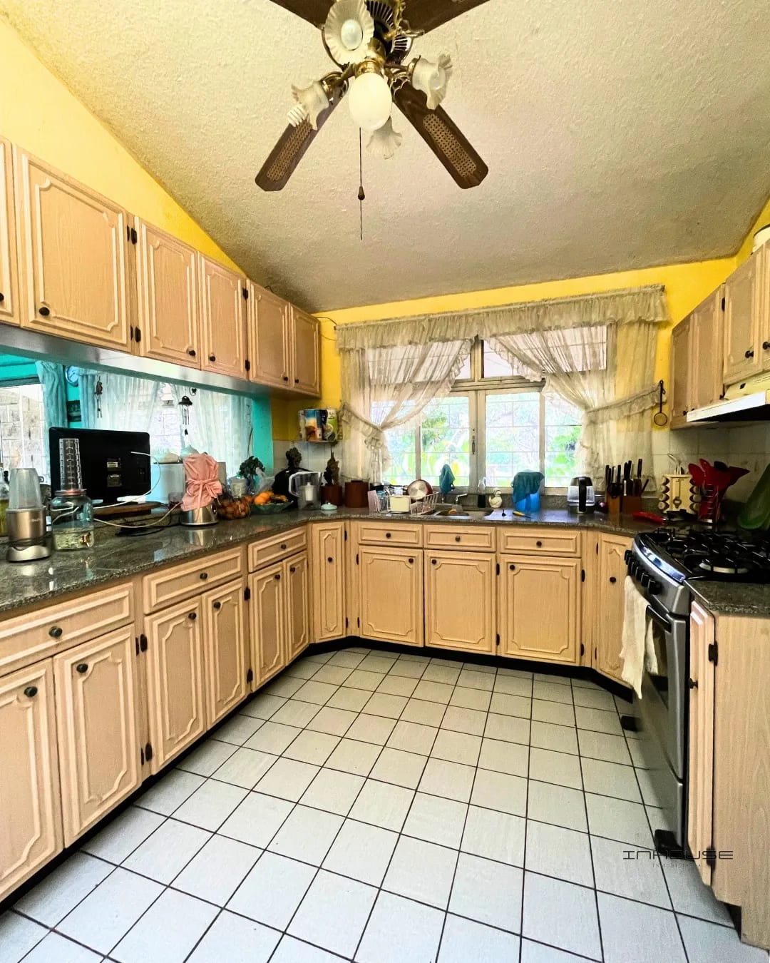 Casa en Venta en San Cristobal Sector A10 Ideal para Inversionistas Lote 13, Manzana Siete, Zona 8 de Mixco Granjas — Casa en Venta en Zona 8 Mixco, Guatemala, Ciudad — foto 9 de 9