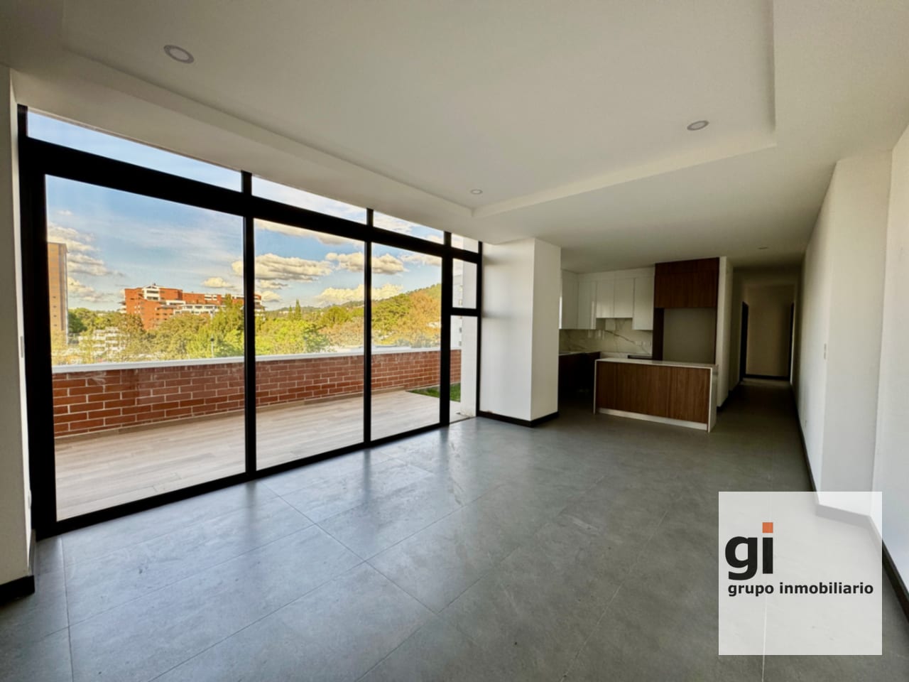 Apartamento con jardín y vista en zona 15, 3 dormitorios. — Apartamento en Venta en Zona 15, Guatemala, Ciudad — foto 1 de 13