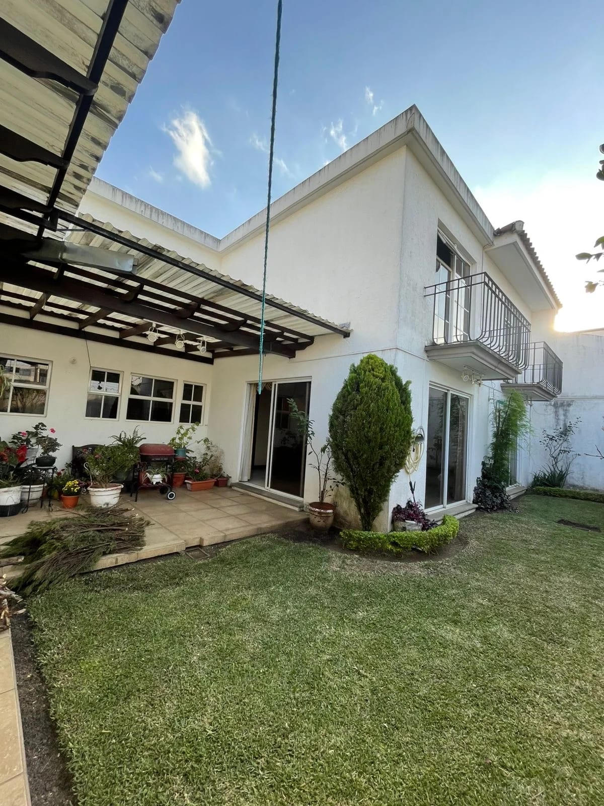 Casa amplia en Bosques de San Nicolás, Zona 4 de Mixco — Casa en Venta en Bosques de San Nicolás, Zona 4 Mixco, Guatemala, Ciudad — foto 16 de 17
