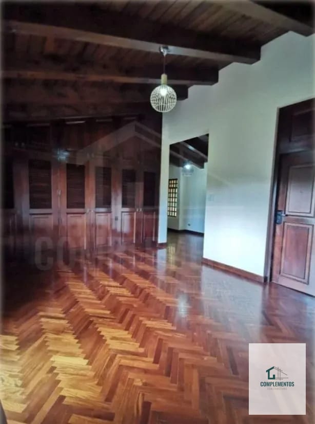 Colonia Navarra, Casa en Renta zona 14, 3hab. 684 m² — Casa en Alquiler en Zona 14, Guatemala, Ciudad — foto 2 de 9