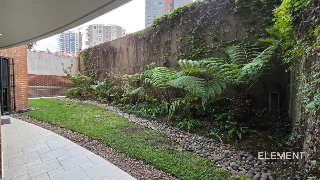 Apartamento con jardín en venta Plenum – Zona 14 — Apartamento en Venta en Plenum 14, Zona 14, Guatemala, Ciudad — foto 1 de 14