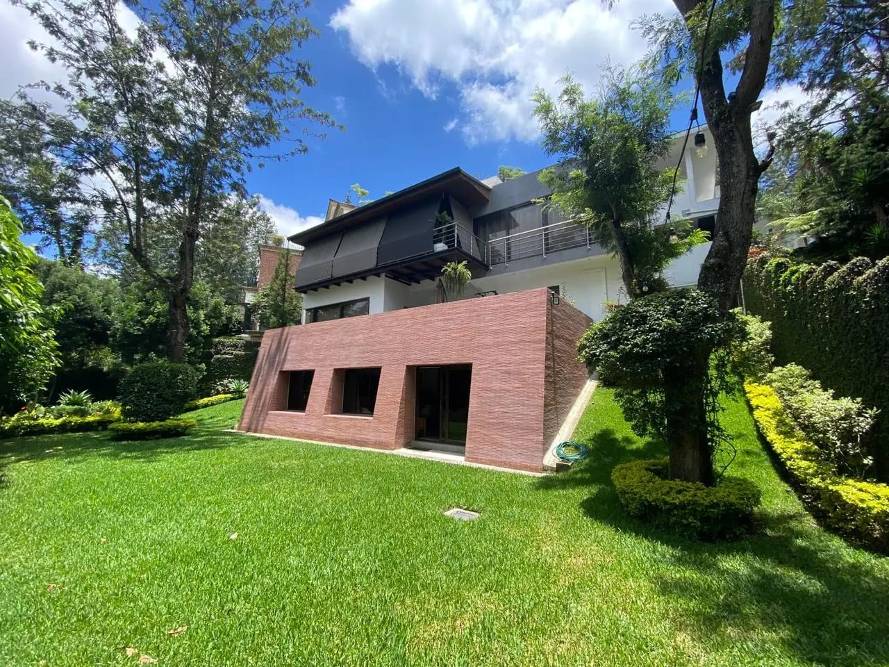 Exclusiva casa en venta en zona 16 — Casa en Venta en San Isidro, Zona 16, Guatemala, Ciudad — foto 13 de 13