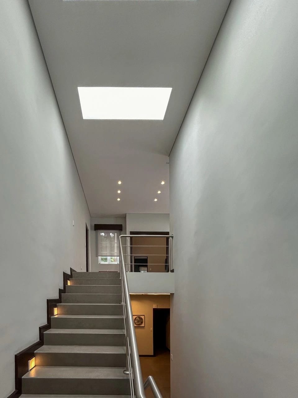 Espectacular casa en venta, Santa Rosalía, fácil acceso por CES y zona 16 — Casa en Venta en Santa Rosalia La Laguna, Carretera a El Salvador, Guatemala, Ciudad — foto 8 de 13