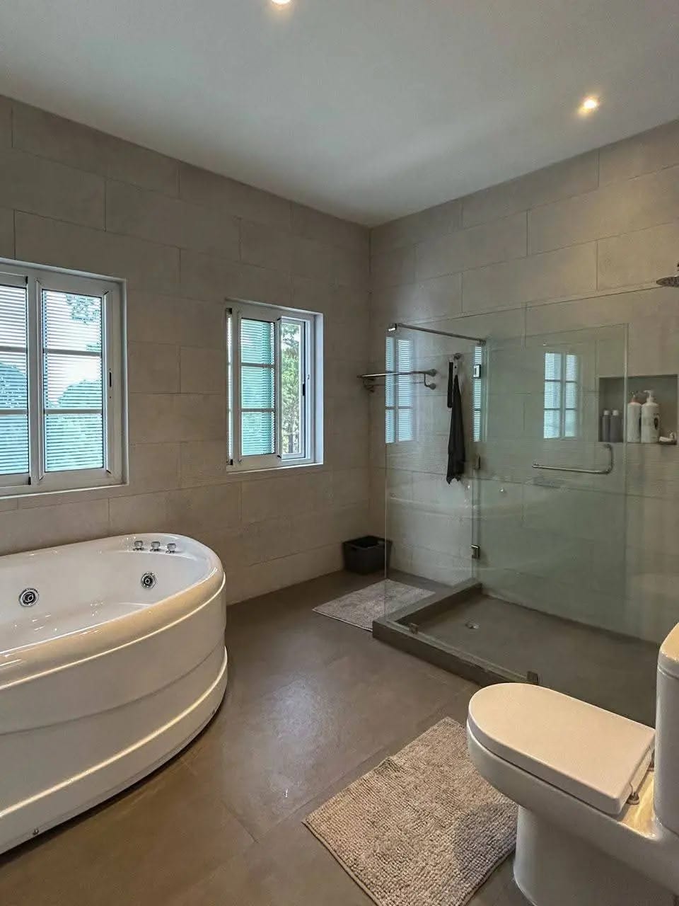 Exclusiva casa en venta, Santa Rosalía CES — Casa en Venta en Santa Rosalia La Laguna, Carretera a El Salvador, Guatemala, Ciudad — foto 9 de 16