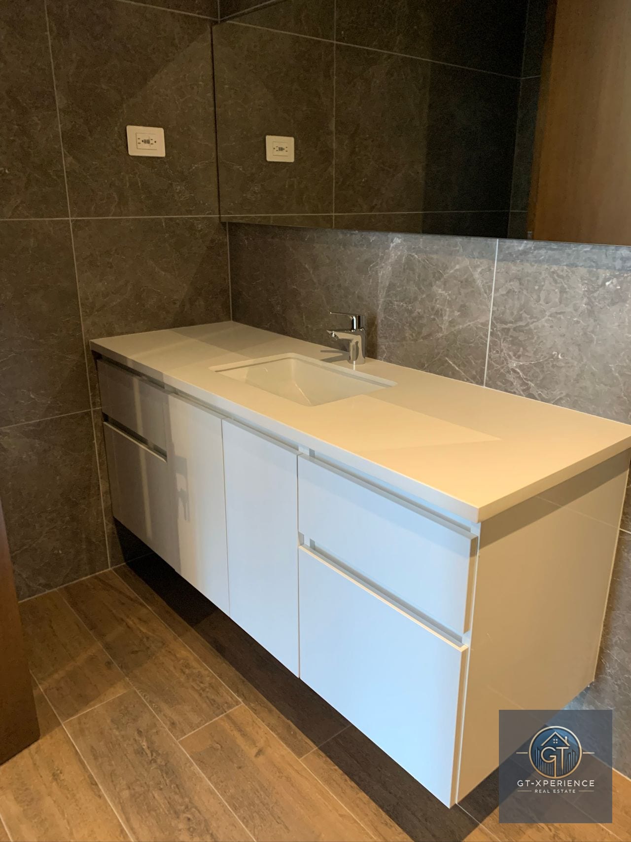 Lindo y amplio apartamento en Gaura, zona 15 VHI — Apartamento en Venta en Gaura, Zona 15, Guatemala, Ciudad — foto 11 de 15