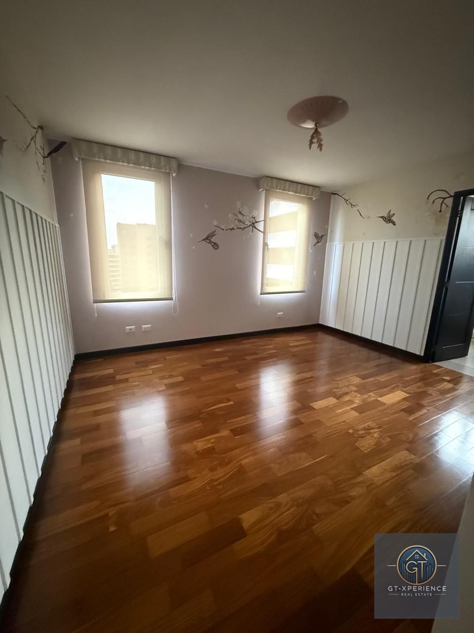 Lindo y amplio apartamento en Aria, Zona 10 — Apartamento en Venta en Aria, Zona 10, Guatemala, Ciudad — foto 8 de 12
