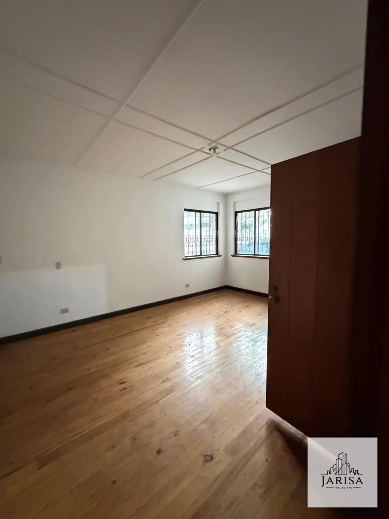 Casa Comercial en Renta — Casa en Alquiler en Zona 10, Guatemala, Ciudad — foto 10 de 10