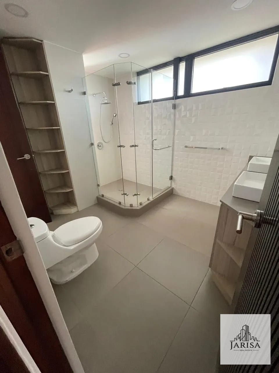 Amplio y Exclusivo Apartamento en Zona 14 — Apartamento en Alquiler en Zona 14, Guatemala, Ciudad — foto 12 de 12