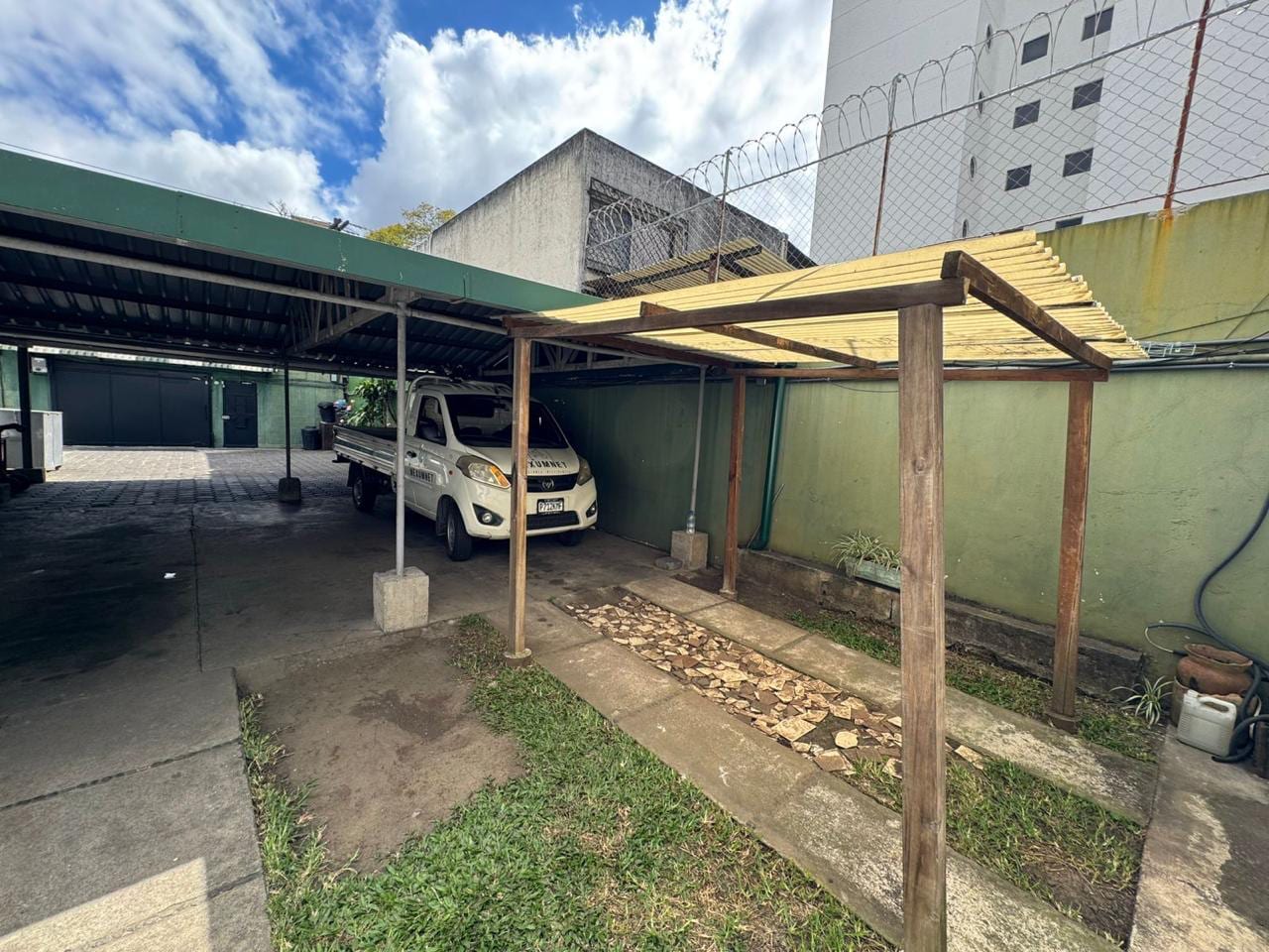 Casa Ideal para Oficinas en Renta Zona 13 — Casa en Alquiler en Zona 13, Guatemala, Ciudad — foto 10 de 14