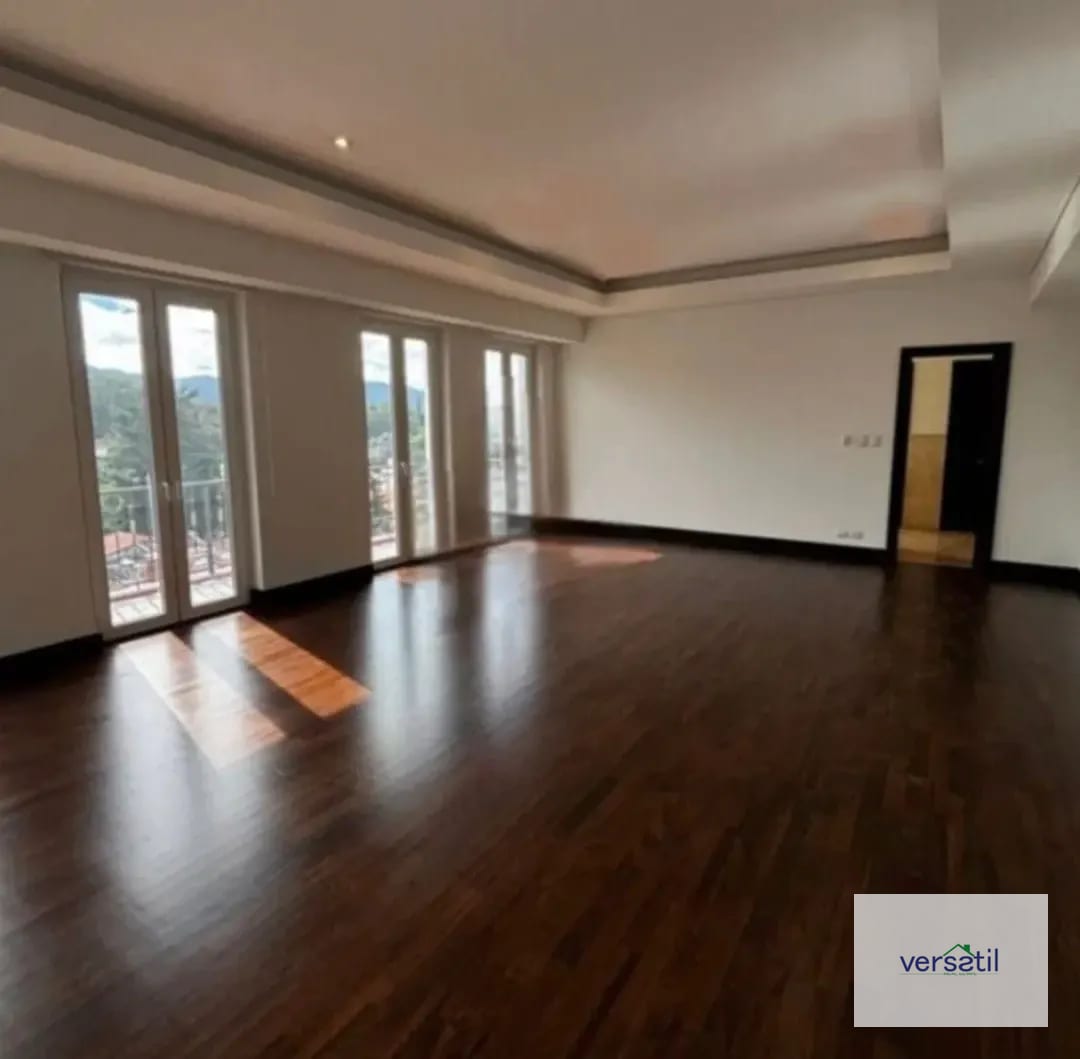Espectacular Apartamento de 4 habitaciones zona 14 — Apartamento en Alquiler en Quinta Avenida, Zona 14, Guatemala, Ciudad — foto 5 de 15