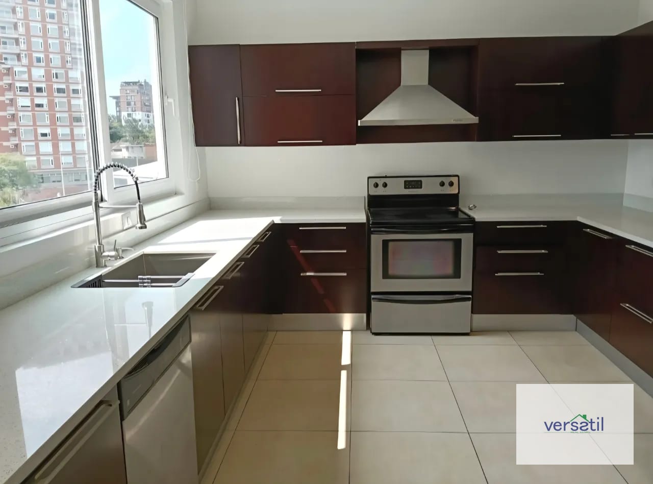 Espectacular Apartamento de 4 habitaciones zona 14 — Apartamento en Alquiler en Quinta Avenida, Zona 14, Guatemala, Ciudad — foto 12 de 15