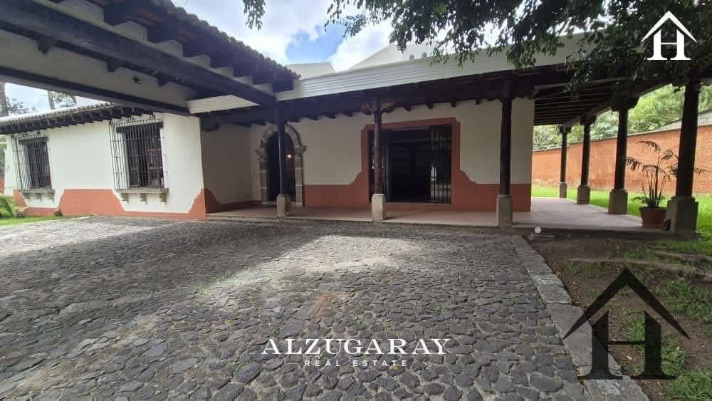 Casa colonial 11,075 Vrs2 Antigua / Pastores. — Casa en Venta en Antigua, Sacatepéquez — foto 6 de 11
