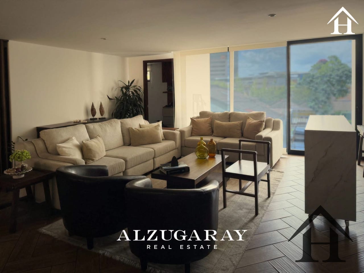 Apartamento amueblado Edif Boutique Naori zona 10 — Apartamento en Venta en Naori, Zona 10, Guatemala, Ciudad — foto 3 de 13