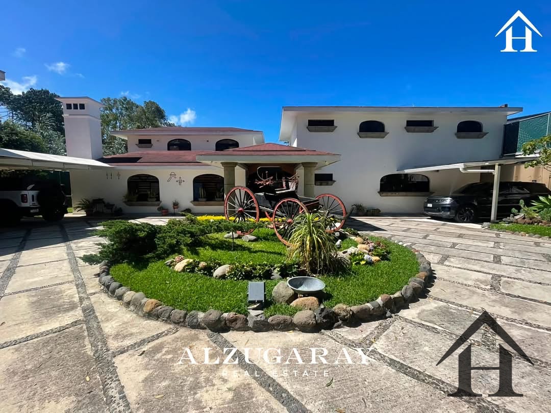 Casa espectacular 3,751 Vrs2 Muxbal — Casa en Venta en Muxbal, Guatemala, Ciudad — foto 1 de 14