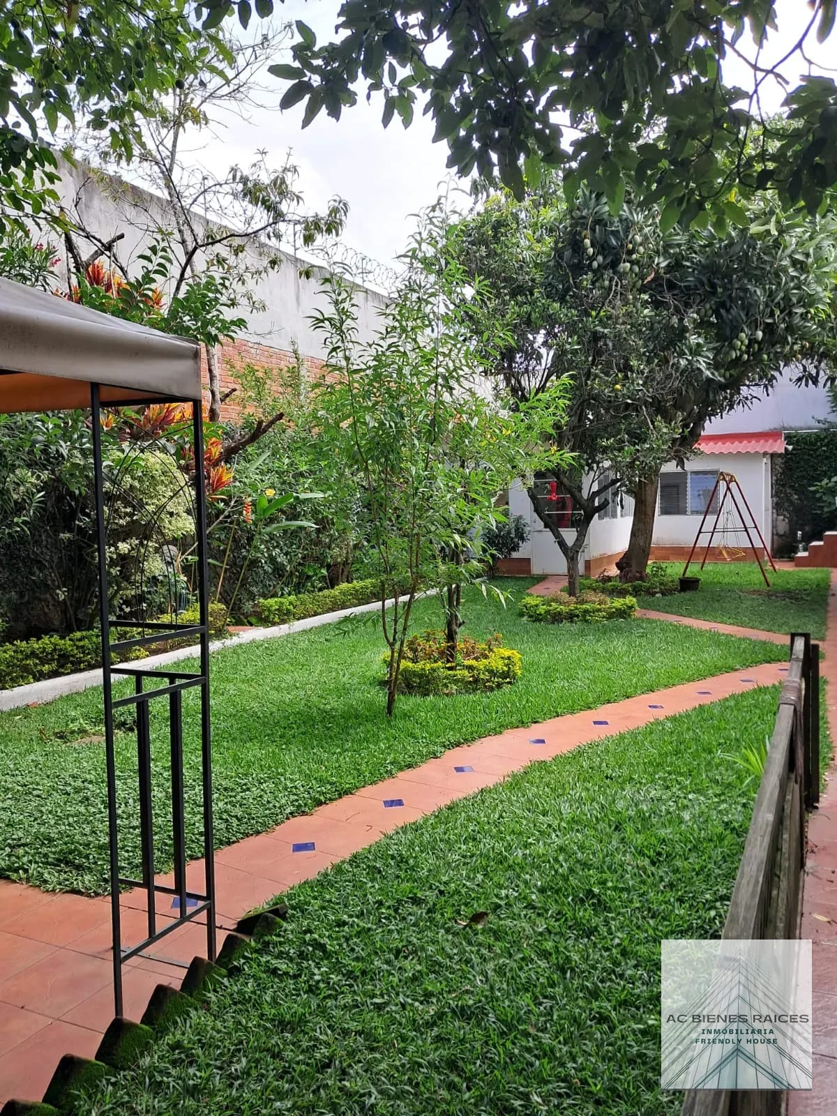 Casa en renta zona 10 ideal clínicas, oficinas — Casa en Alquiler en Zona 10, Guatemala, Ciudad — foto 14 de 14