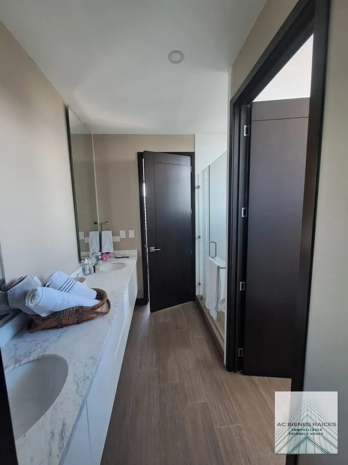 Venta Lower Pent House Torre Caprese Zona 15 VH2 — Apartamento en Venta en Zona 15, Guatemala, Ciudad — foto 13 de 16