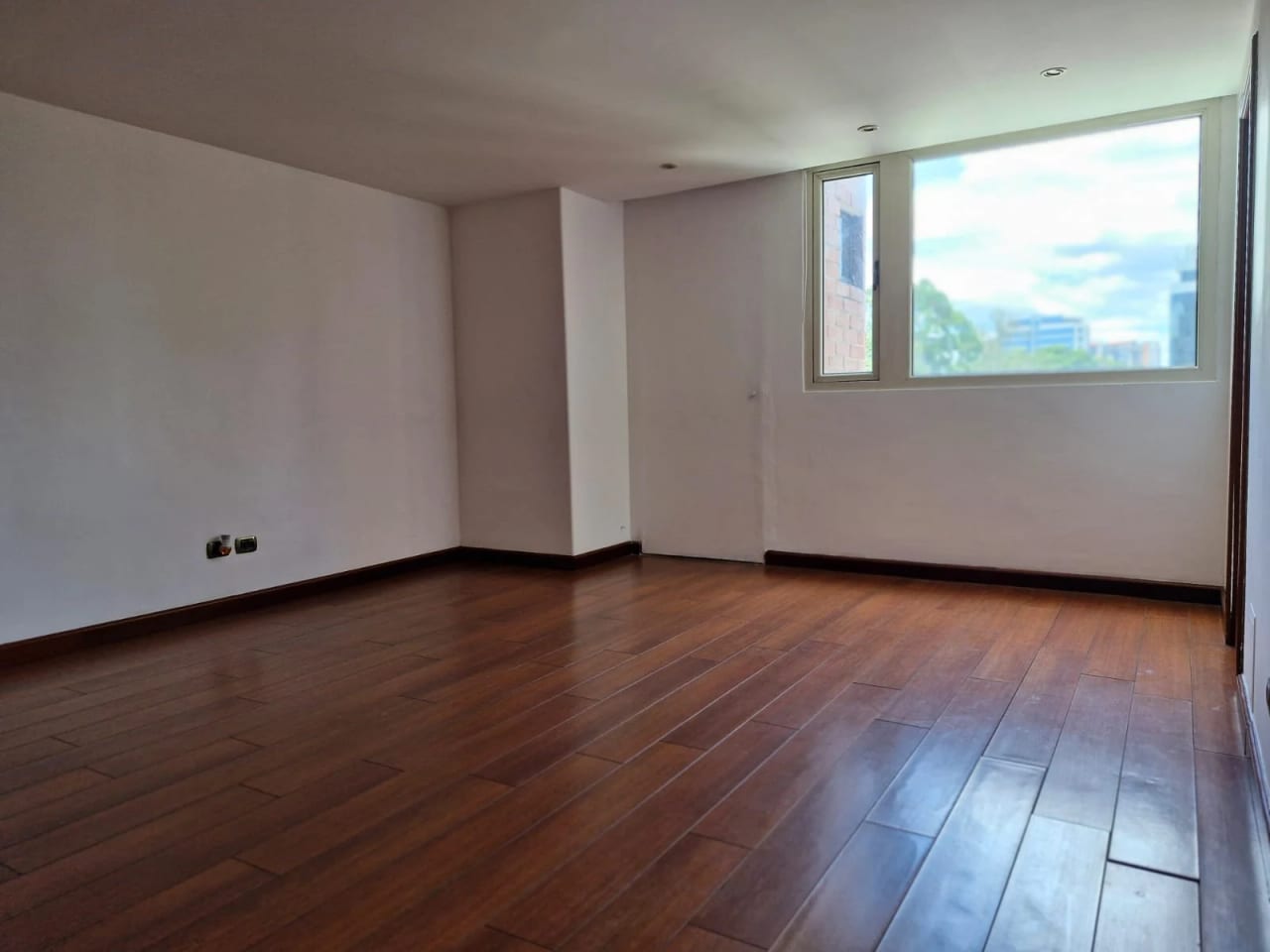 Apartamento Marques del Valle, Zona 14 — Apartamento en Alquiler en Marqués del Valle, Zona 14, Guatemala, Ciudad — foto 3 de 13