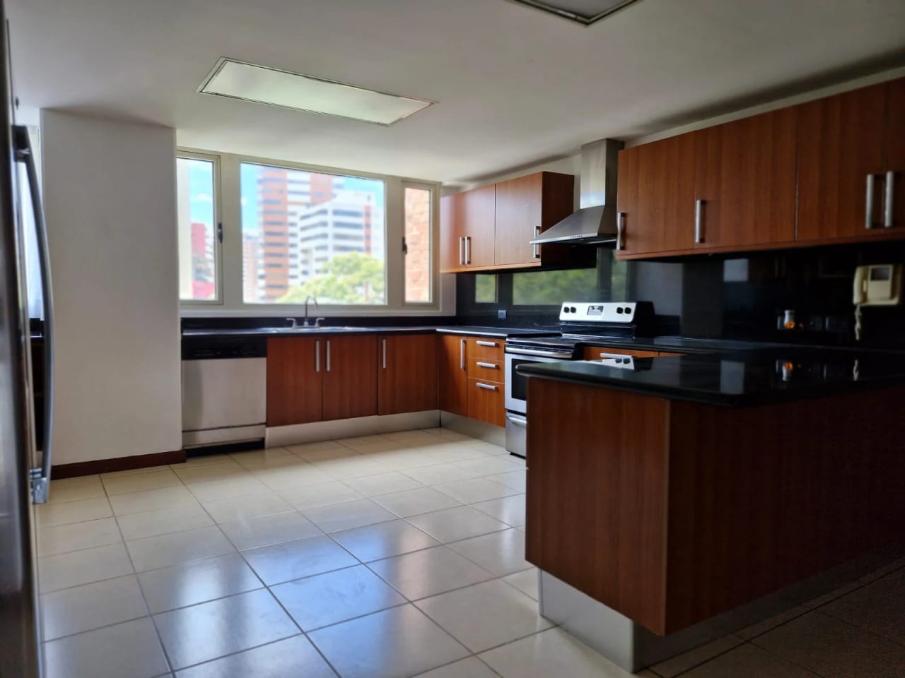 Apartamento Marques del Valle, Zona 14 — Apartamento en Alquiler en Marqués del Valle, Zona 14, Guatemala, Ciudad — foto 7 de 13
