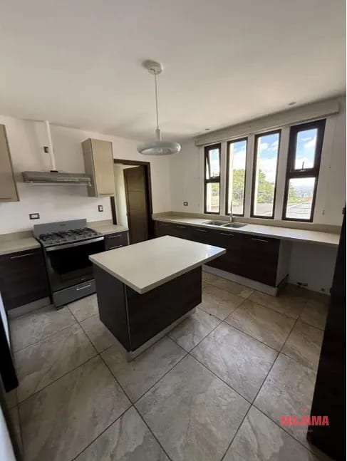Casa en Venta en KM 9.2 Santa Catarina Pinula - Codigo 10298284 — Casa en Venta en Bellas Luces, Santa Catarina Pinula, Guatemala, Ciudad — foto 4 de 9