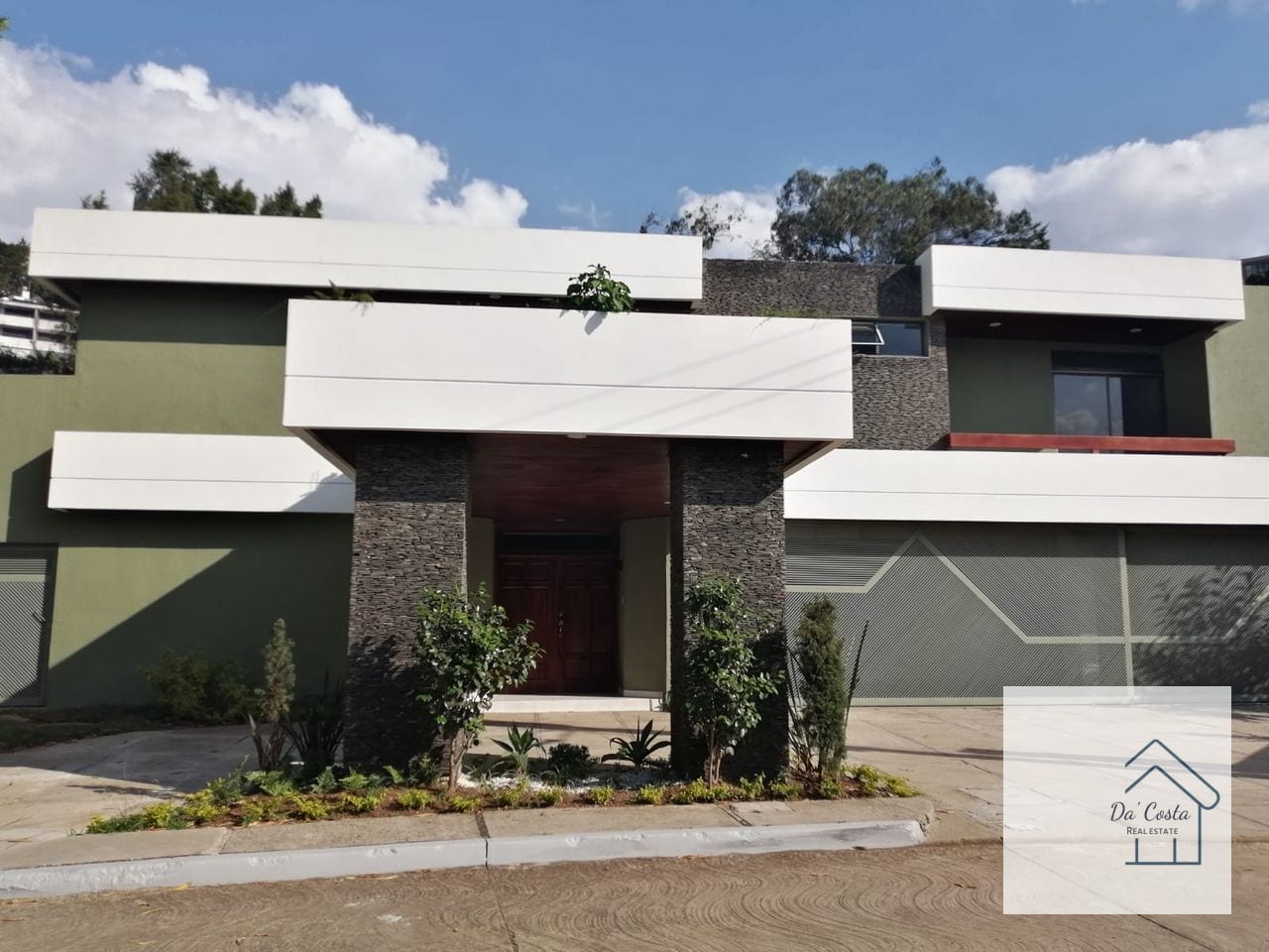 Casa en renta Lomas de San Rafaél — Casa en Alquiler en Lomas de San Rafael, Carretera a El Salvador, Guatemala, Ciudad — foto 1 de 16