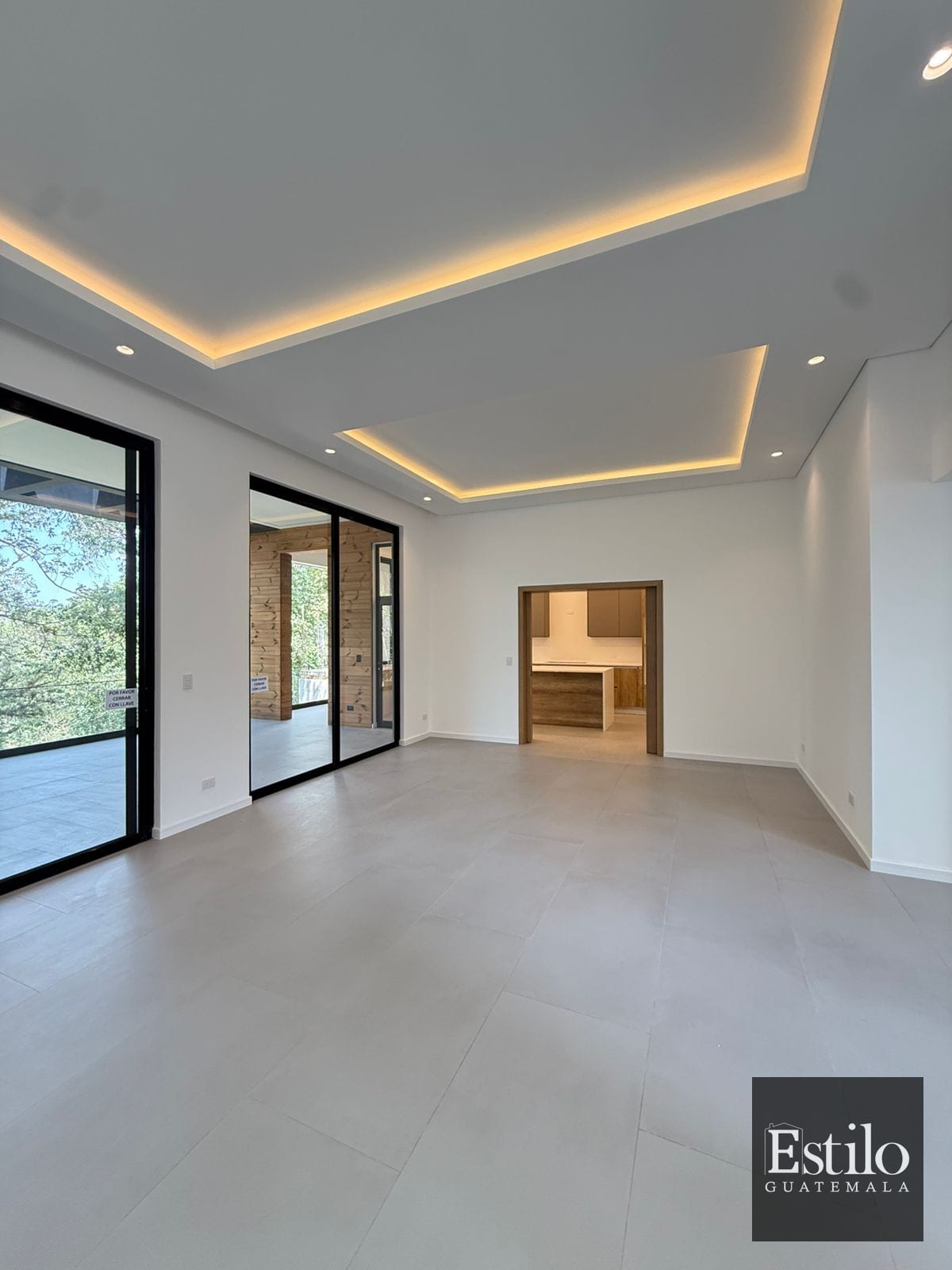 Preciosa Casa En Venta Z.16 — Casa en Venta en Zona 16, Guatemala, Ciudad — foto 14 de 17