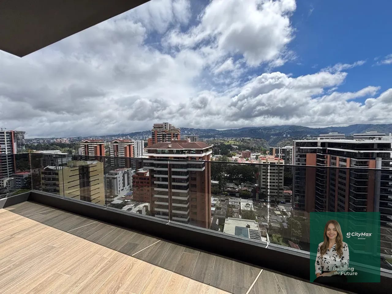 Apartamento de lujo en venta y renta en Zona 14 — Apartamento en Venta en Santa Inés del Parque, Zona 14, Guatemala, Ciudad — foto 10 de 12
