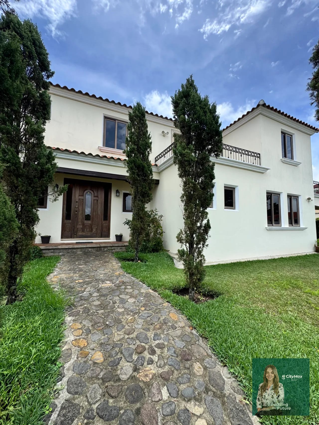 Hermosa casa en venta en Carretera a El Salvador — Casa en Venta en Real del Campo, Carretera a El Salvador, Guatemala, Ciudad — foto 1 de 15