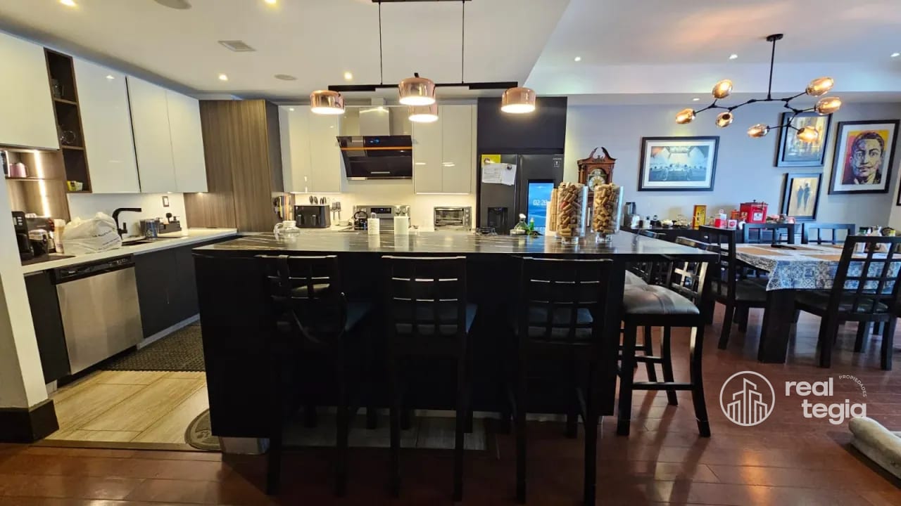 Apartamento Granada Zona 16 — Apartamento en Venta en Zona 16, Guatemala, Ciudad — foto 1 de 10