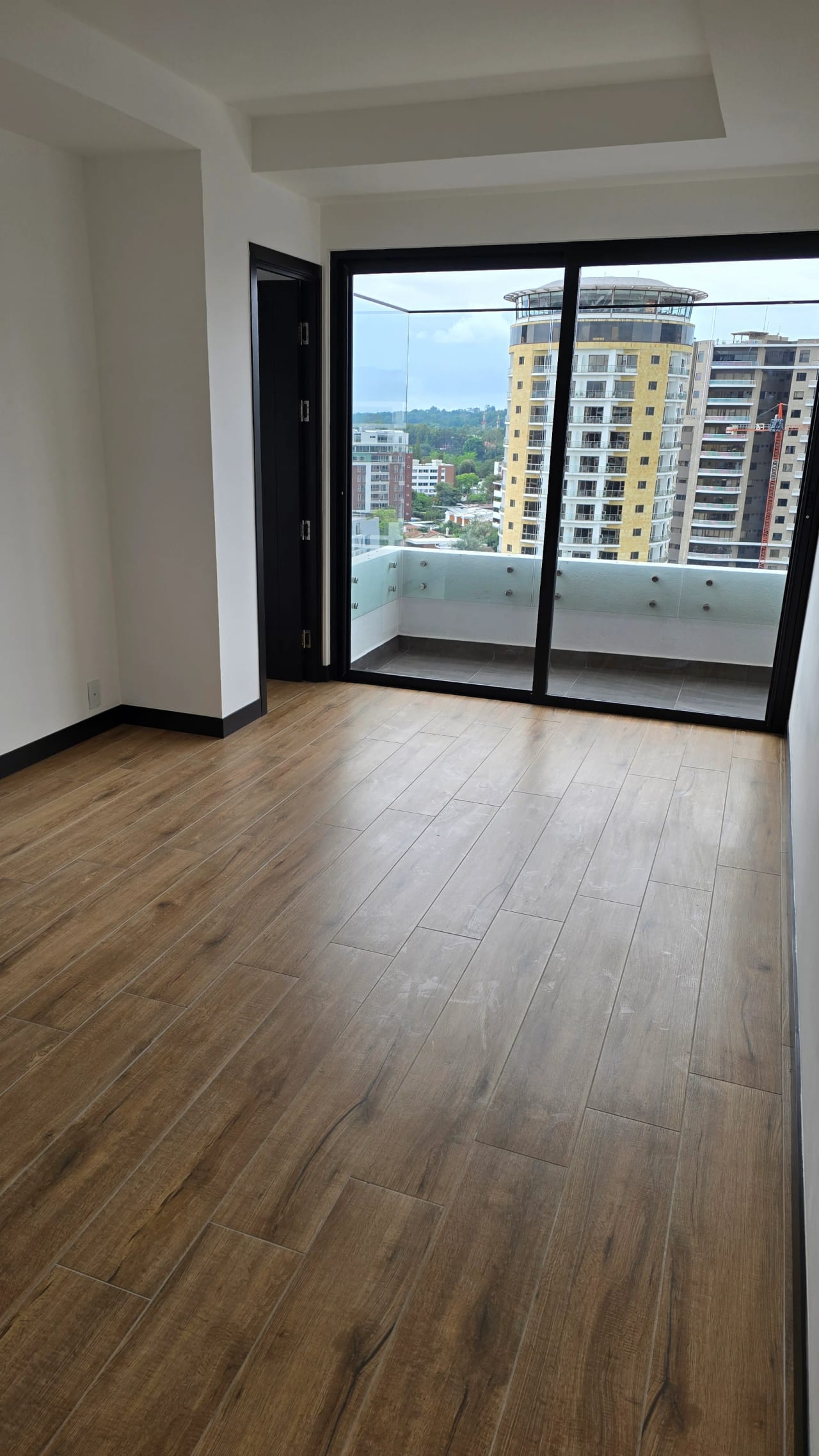 Precioso apartamento en Venta o Renta en zona 15, VH2 — Apartamento en Venta en Alena, Zona 15, Guatemala, Ciudad — foto 6 de 14