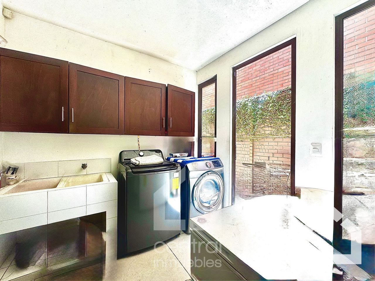 Casa en venta Residenciales Concepción — Casa en Venta en Carretera a El Salvador, Guatemala, Ciudad — foto 7 de 17