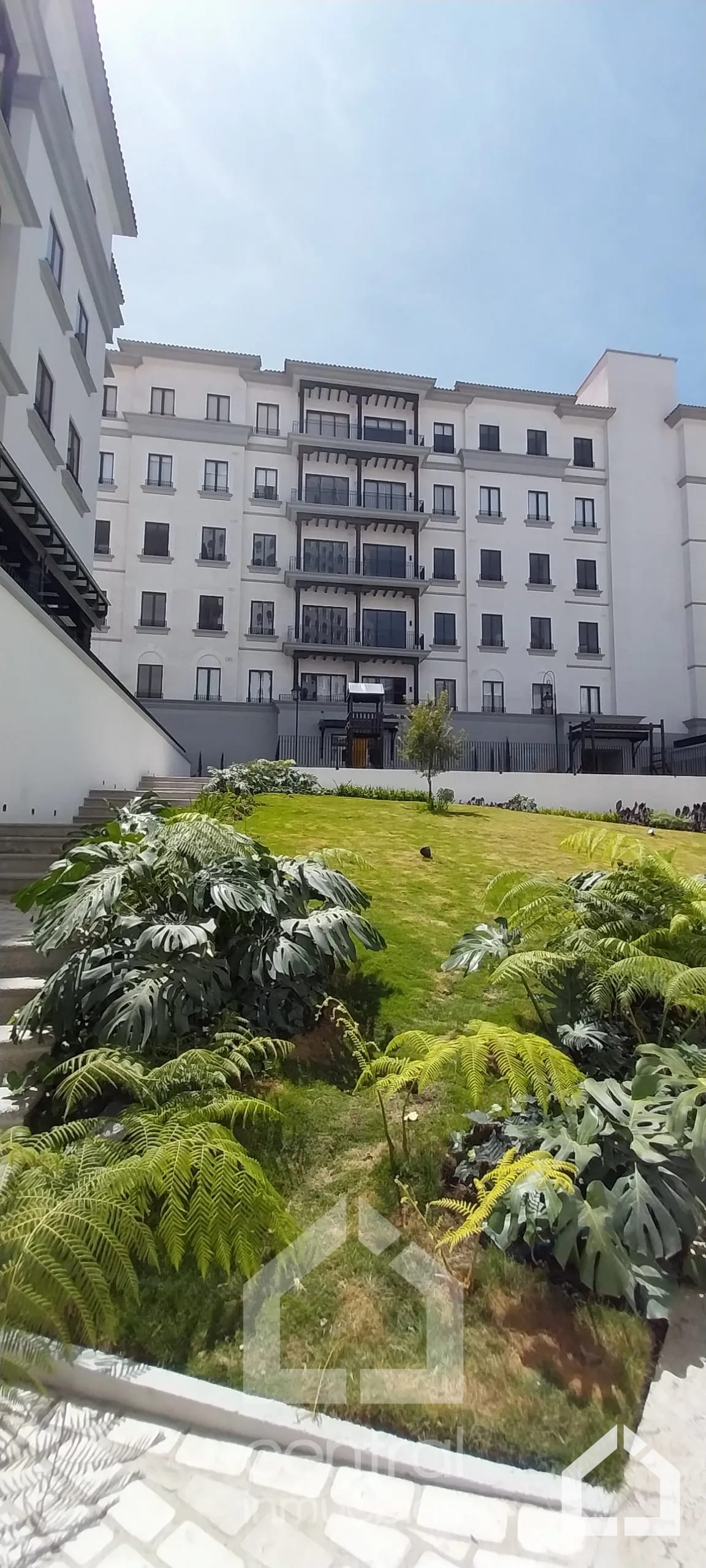 Lujoso Apartamento en Renta con jardín privado en Nogales Cayalá — Apartamento en Alquiler en Ciudad Cayalá, Zona 16, Guatemala, Ciudad — foto 1 de 17