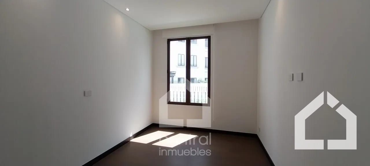Lujoso Apartamento en Renta con jardín privado en Nogales Cayalá — Apartamento en Alquiler en Ciudad Cayalá, Zona 16, Guatemala, Ciudad — foto 10 de 17