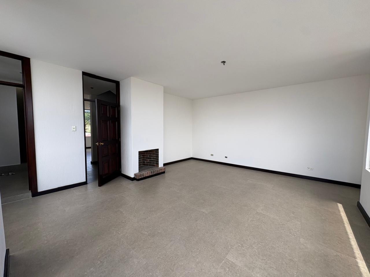 Casa en Renta - El Prado Zona 10 — Casa en Alquiler en El Prado, Zona 10, Guatemala, Ciudad — foto 12 de 17