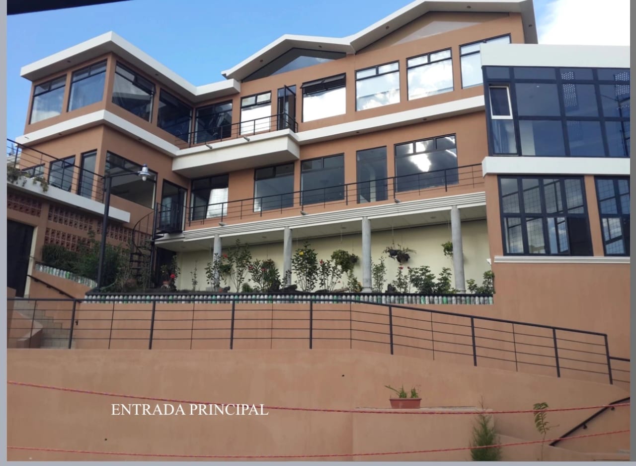 ¿buscas la Casa Ideal? Esta Es- Venta/renta $2,000.00 — Casa en Venta en Bellas Luces, Santa Catarina Pinula, Guatemala, Ciudad — foto 1 de 6