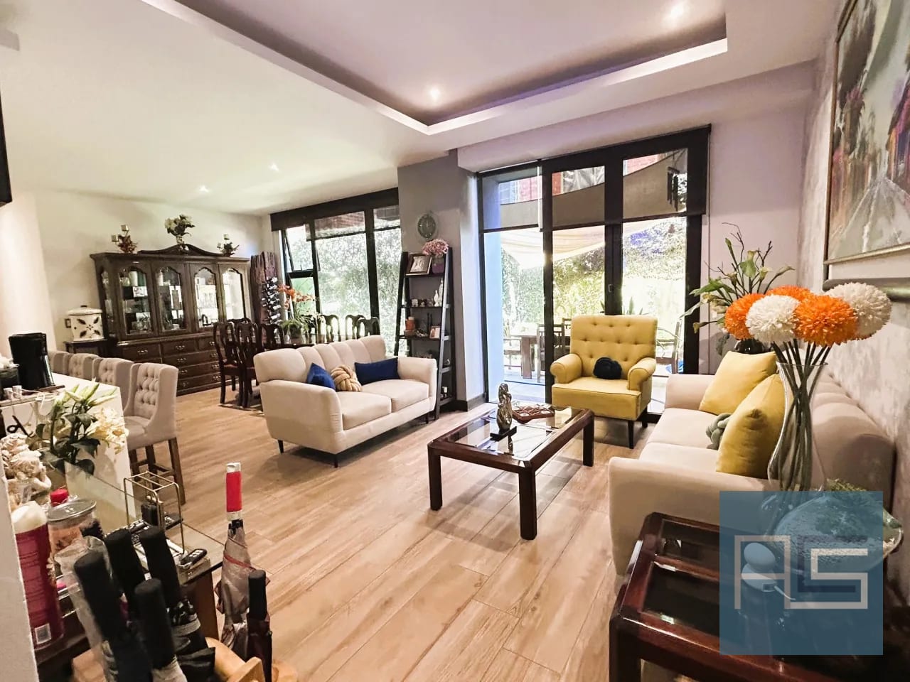 Amplio y moderno apartamento de 3 habitaciones con jardín en Venta, Edificio Vivalt, zona 10 — Apartamento en Venta en Zona 10, Guatemala, Ciudad — foto 1 de 17