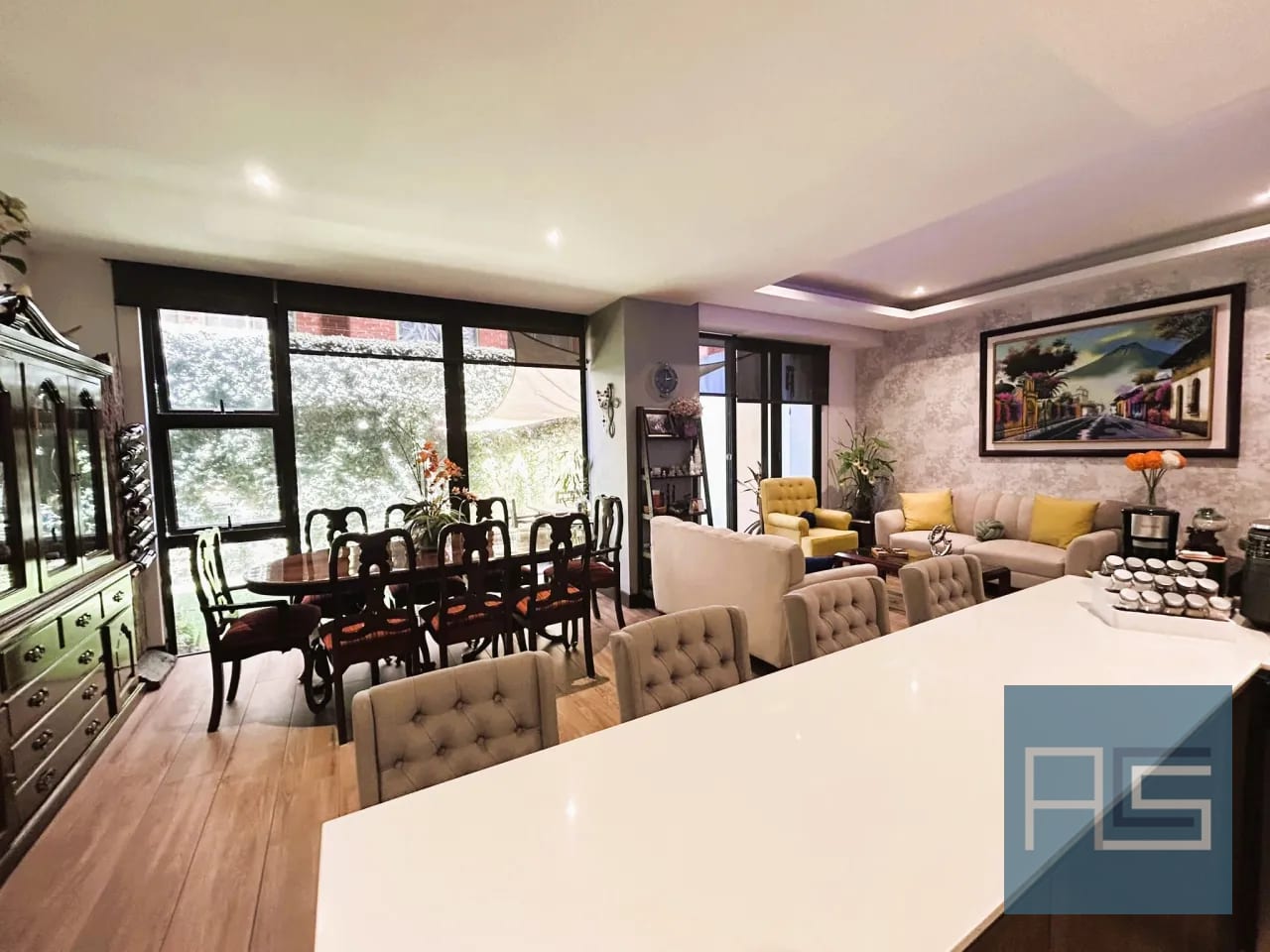 Amplio y moderno apartamento de 3 habitaciones con jardín en Venta, Edificio Vivalt, zona 10 — Apartamento en Venta en Zona 10, Guatemala, Ciudad — foto 4 de 17