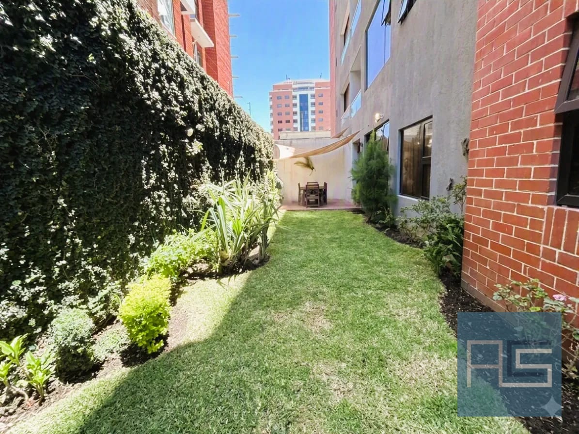 Amplio y moderno apartamento de 3 habitaciones con jardín en Venta, Edificio Vivalt, zona 10 — Apartamento en Venta en Zona 10, Guatemala, Ciudad — foto 17 de 17