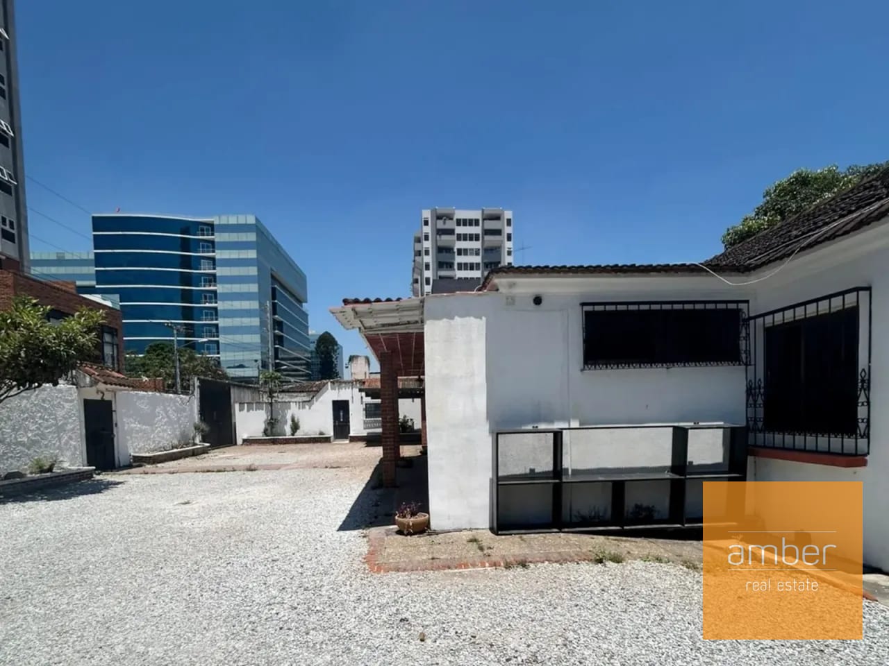 Casa en zona 10 — Casa en Alquiler en Zona 10, Guatemala, Ciudad — foto 9 de 9