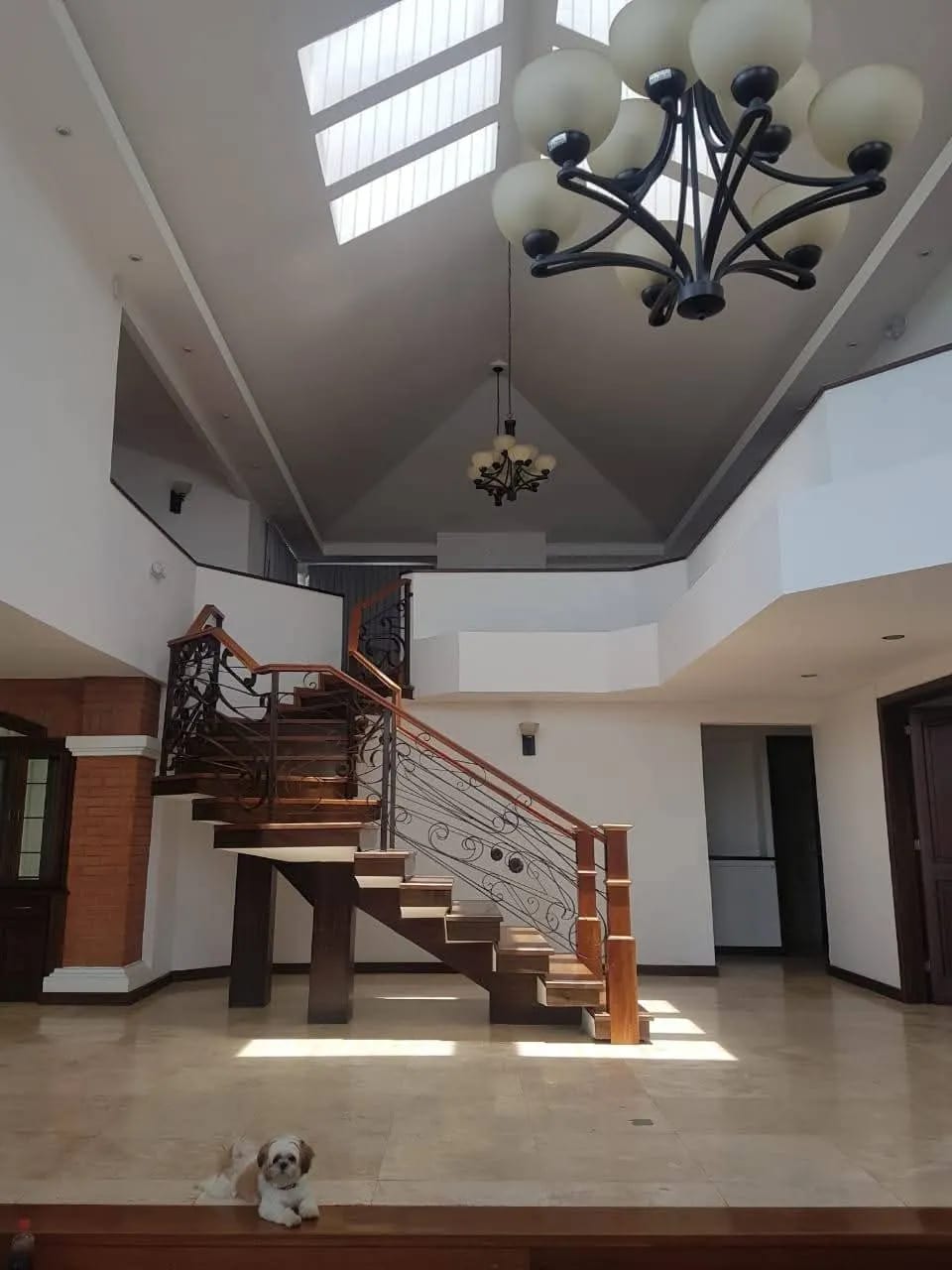Casa en Venta – La Montaña, Zona 16 — Casa en Venta en La Montaña, Zona 16, Guatemala, Ciudad — foto 3 de 17