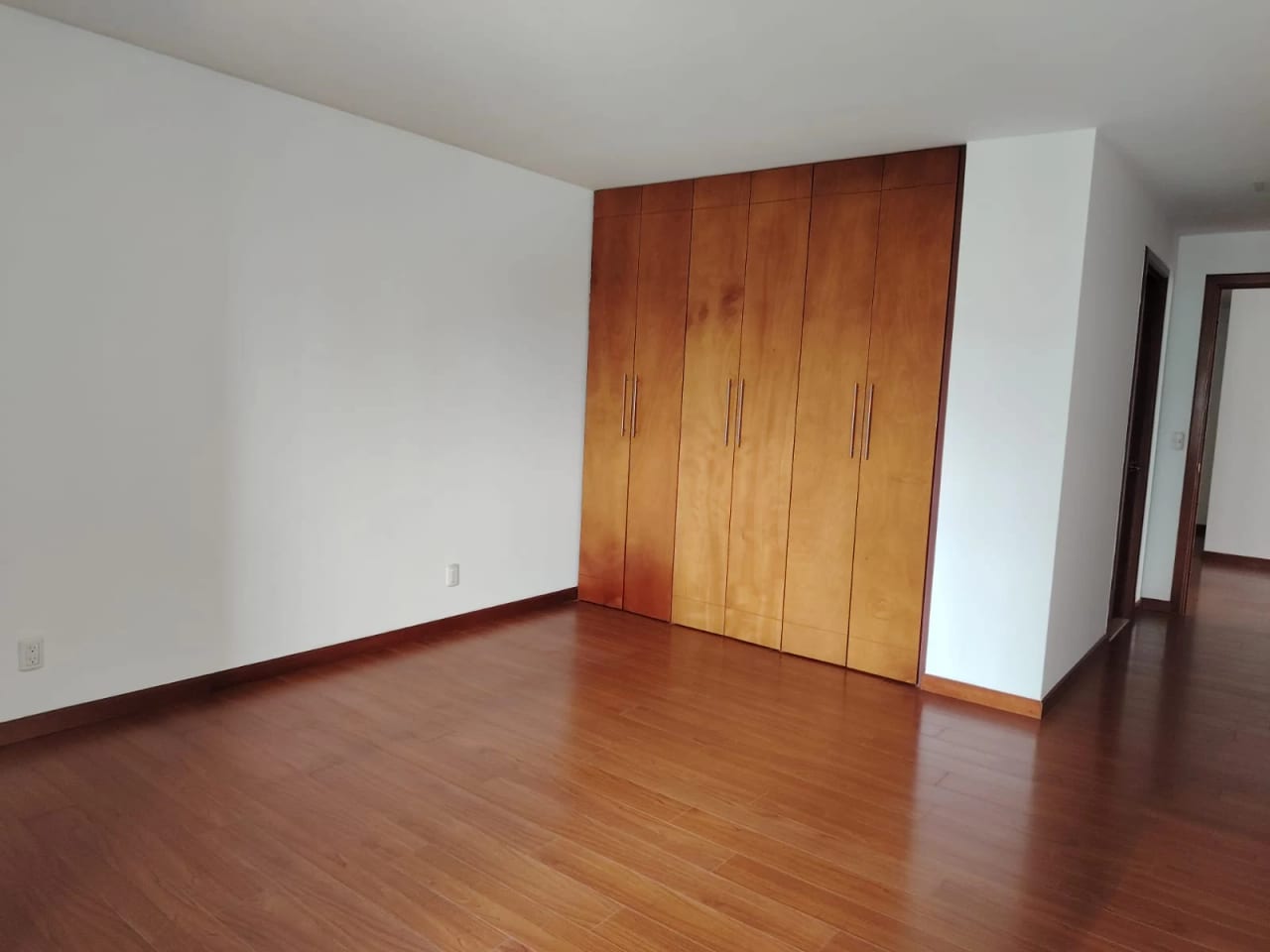 Apartamento en Alquiler – Edificio Botticelli 2, Zona 15 — Apartamento en Alquiler en Botticelli II, Zona 15, Guatemala, Ciudad — foto 3 de 15
