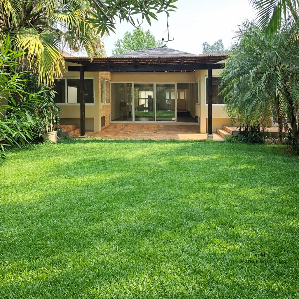 Casa en alquiler Jacarandas de Cayala zona 16 cerca de colegio Americo — Casa en Alquiler en Jacarandas de Cayalá, Zona 16, Guatemala, Ciudad — foto 6 de 10