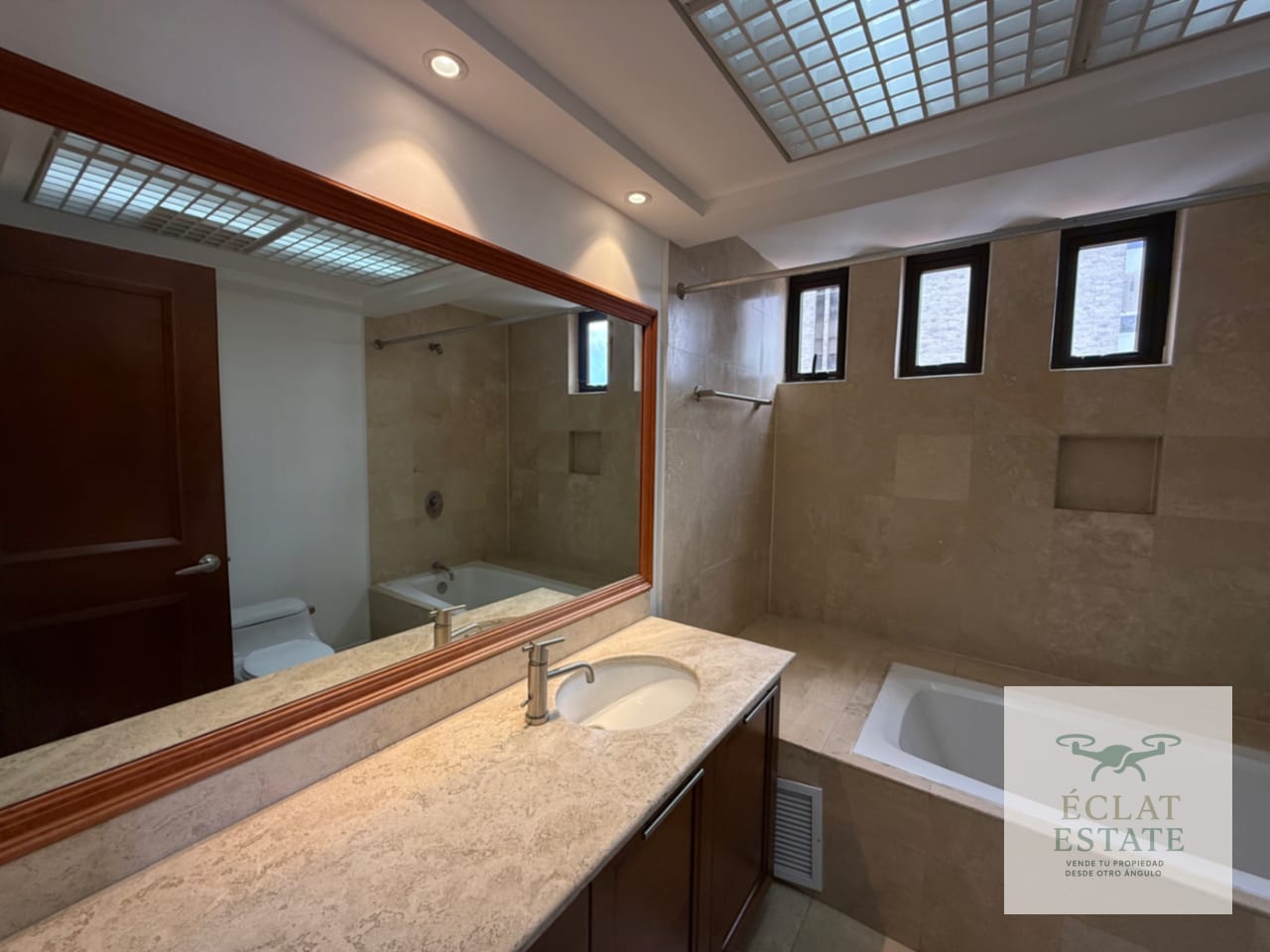 Apartamento de 3 habitaciones en Venta en Tiffany zona 10 — Apartamento en Venta en Tiffany II, Zona 10, Guatemala, Ciudad — foto 12 de 17