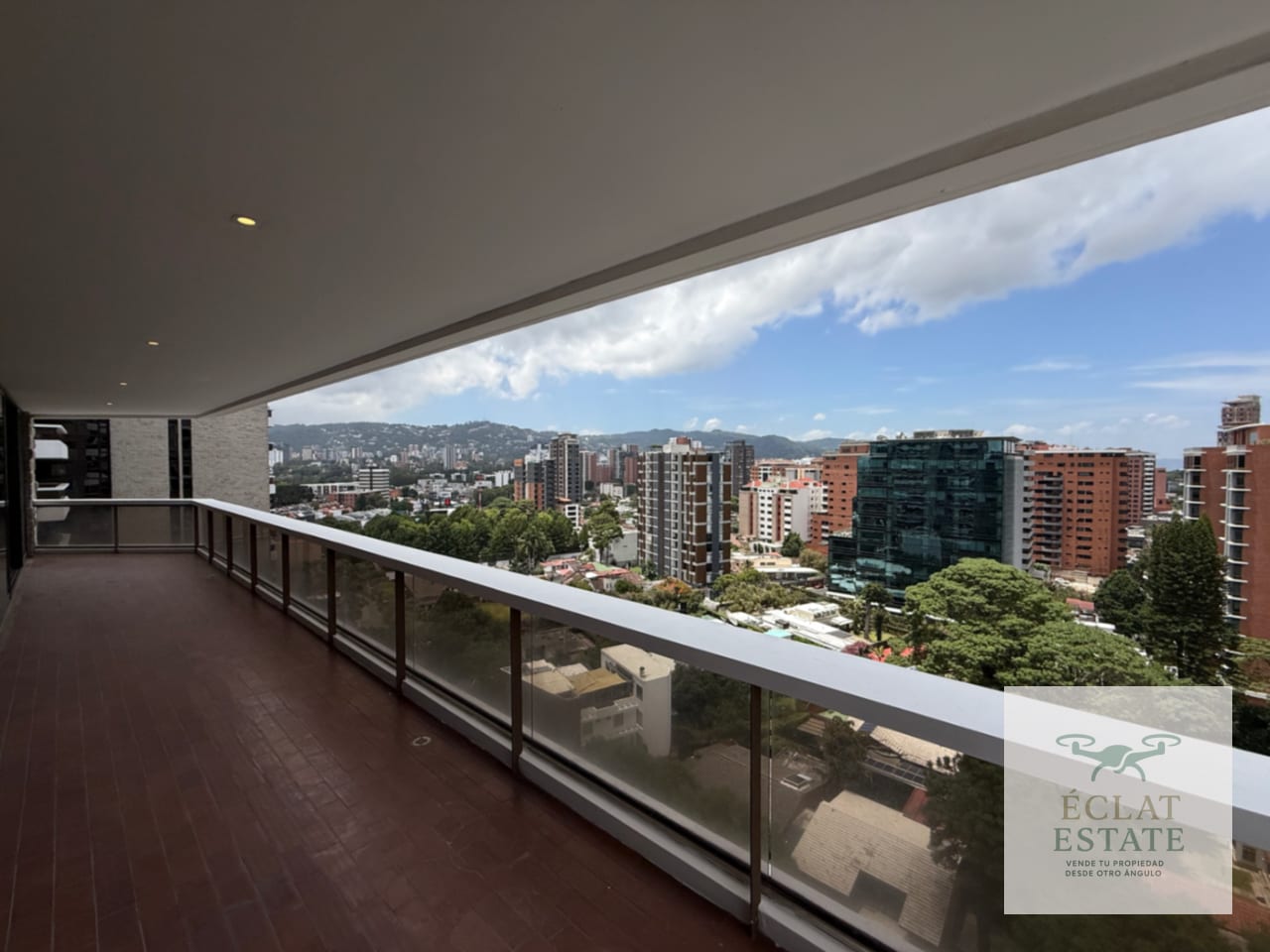 Apartamento de 3 habitaciones en Venta en Tiffany zona 10 — Apartamento en Venta en Tiffany II, Zona 10, Guatemala, Ciudad — foto 13 de 17