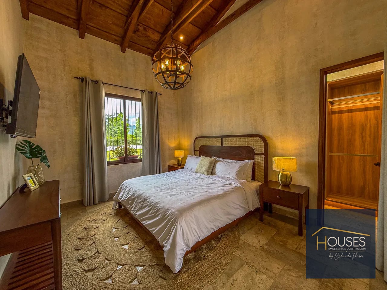 Vendo Casa de esquina en Paseo Antigua, Antigua Guatemala — Casa en Venta en Antigua, Sacatepéquez — foto 7 de 15