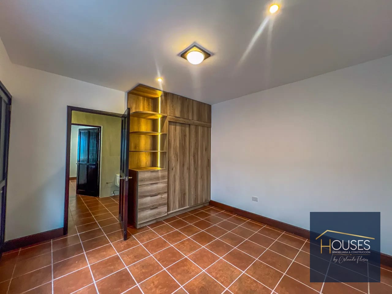 Vendo Casa en Portal de Antigua, Antigua Guatemala — Casa en Venta en Antigua, Sacatepéquez — foto 8 de 16