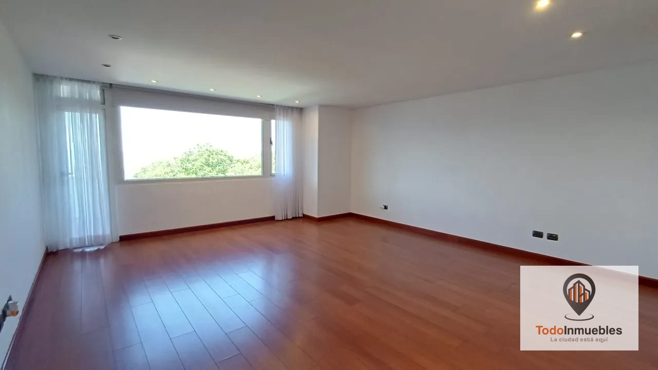 Apartamento en Renta en Marqués del Valle z14 — Apartamento en Alquiler en Marqués del Valle, Zona 14, Guatemala, Ciudad — foto 16 de 17