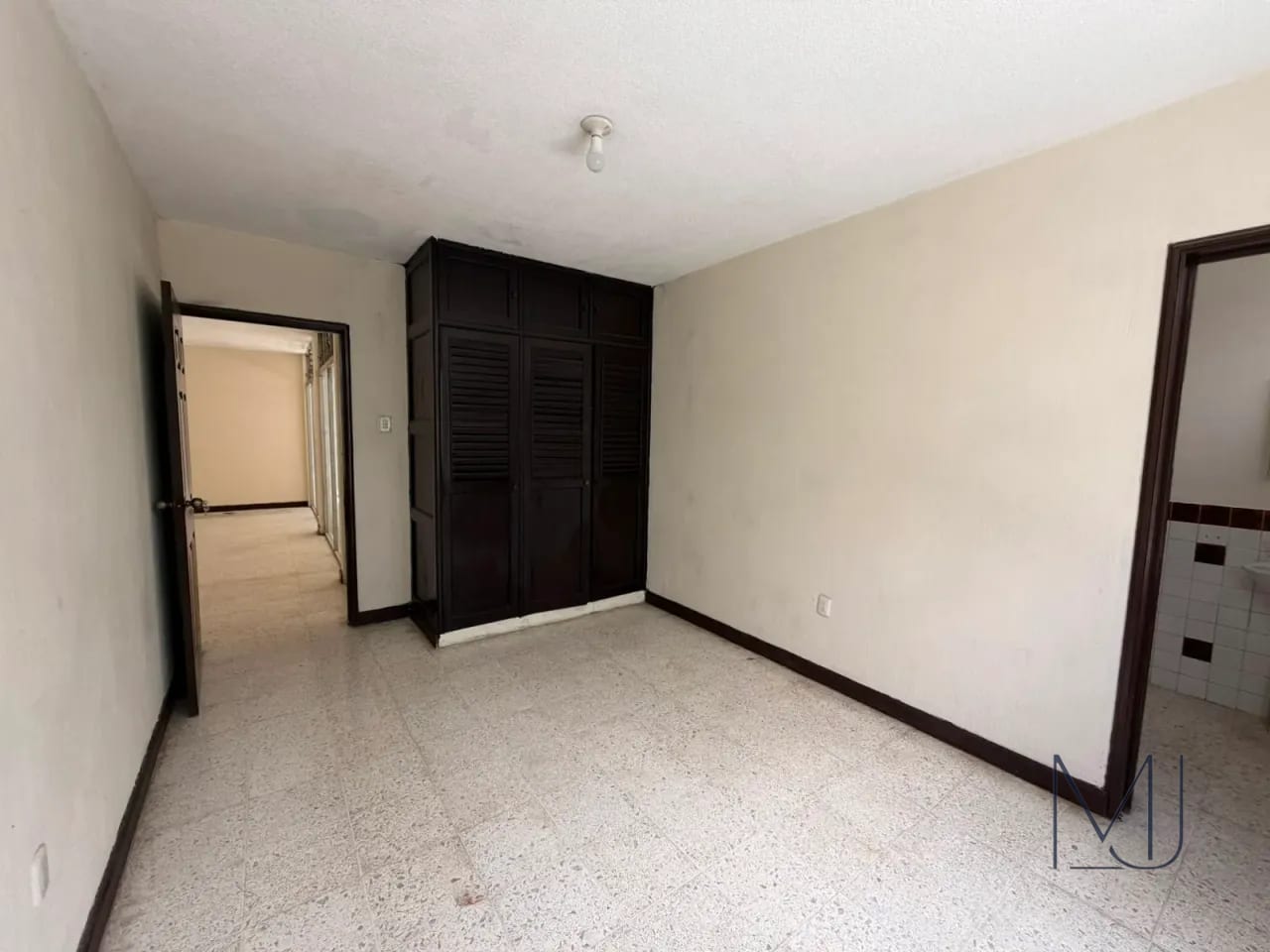 Casa Comercial en Alquiler | Calle Mariscal | Zona 11 | 860 m² — Casa en Alquiler en Colonia Mariscal, Zona 11, Guatemala, Ciudad — foto 9 de 14