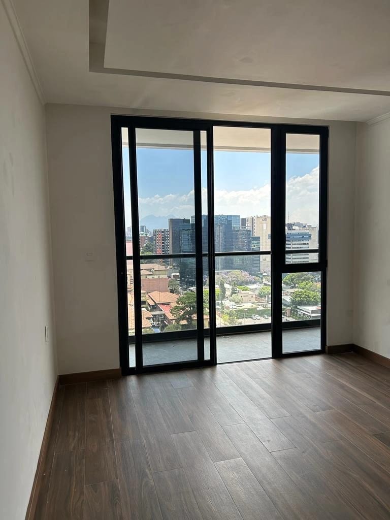 Rento apartamento en Zona 10 EDIFICIO DE LUJO CERCA DE FONTABELLA — Apartamento en Alquiler en Monád, Zona 10, Guatemala, Ciudad — foto 16 de 17