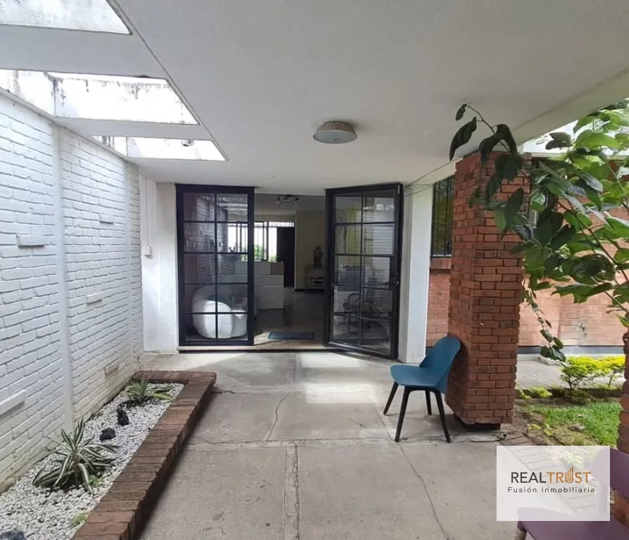 Casa en renta zona 10 — Casa en Alquiler en Zona 10, Guatemala, Ciudad — foto 15 de 17