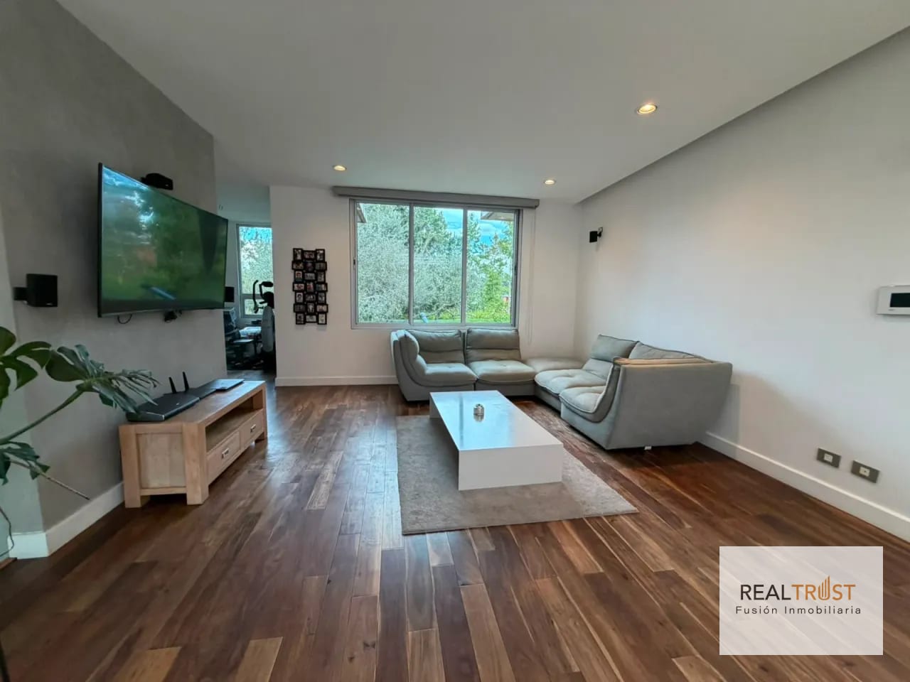 Casa en Venta las Luces KM 13 CAES — Casa en Venta en Las Luces, Carretera a El Salvador, Guatemala, Ciudad — foto 9 de 17